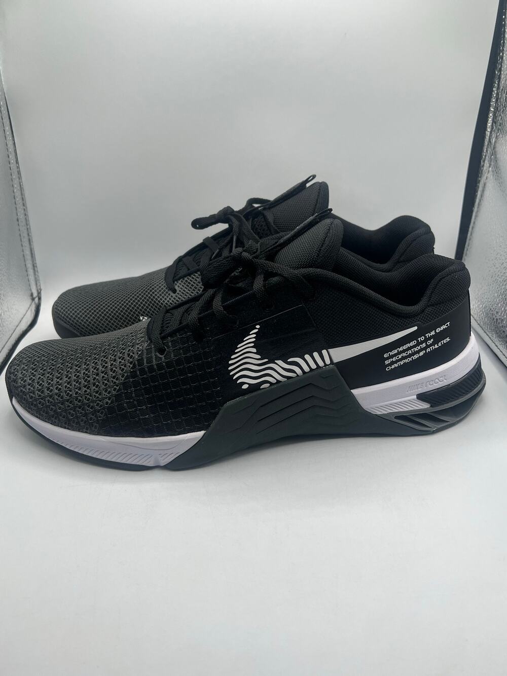 Nike Metcon 8 ‘Dark Smoke Grey’ size 11.5 mens